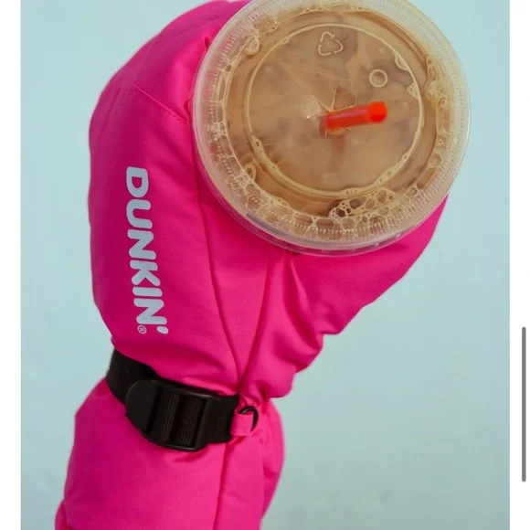 Limited Edition Dunkin Mitten Iced Coffee Glove 2026 Winter Left Hand Pink New - Picture 8 of 8